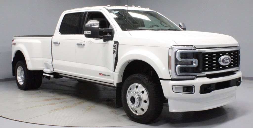 Certified 2026 Ford F450 Platinum w/ Platinum Plus Package AWD/4WD image 1