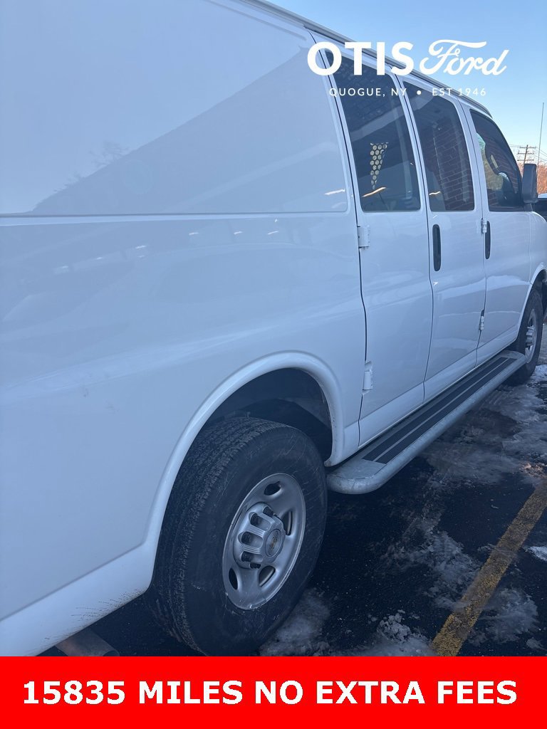 Used 2024 Chevrolet Express 2500 w/ Driver Convenience Package image 2