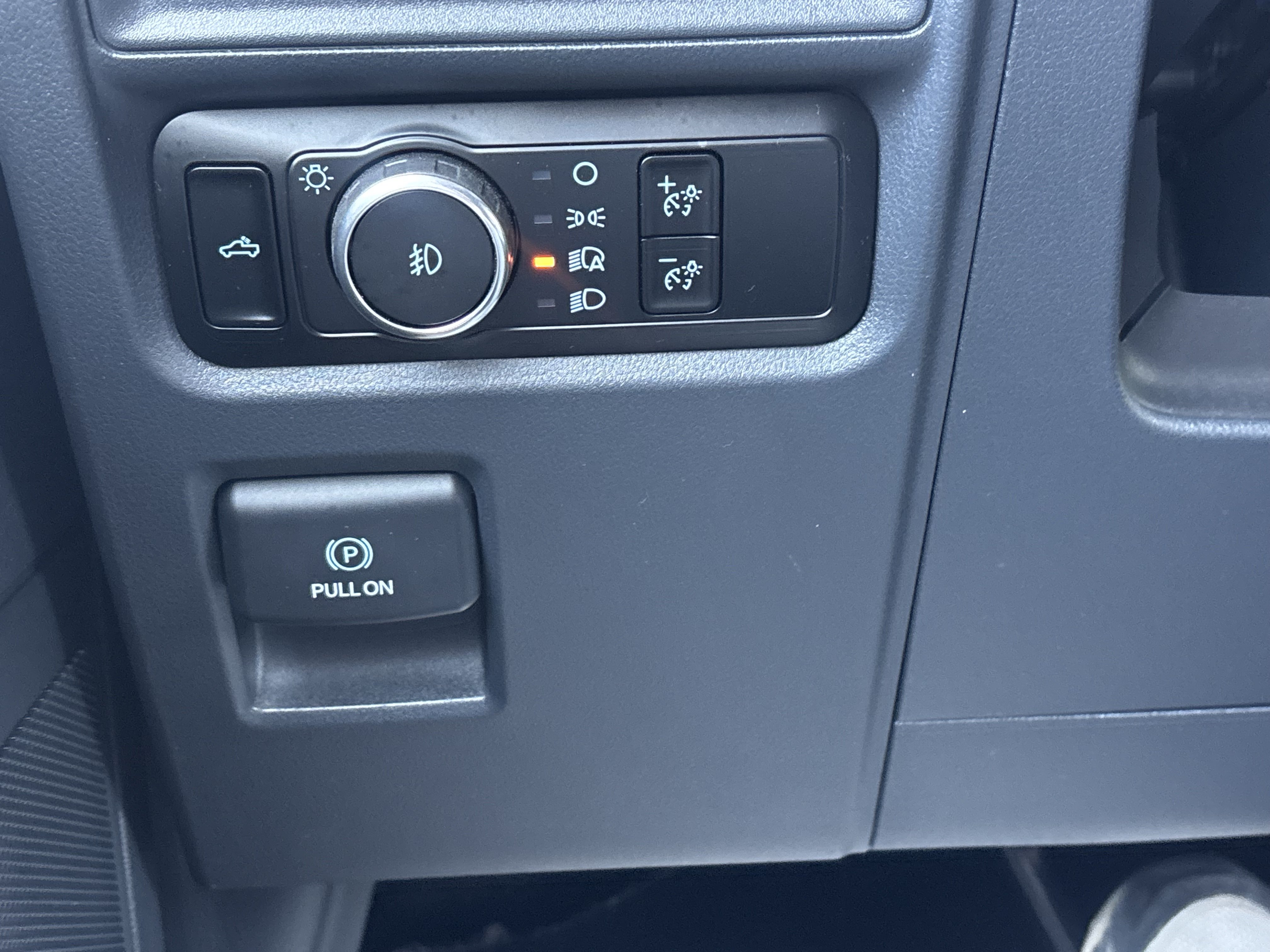 Certified 2024 Ford F150 STX RWD image 38