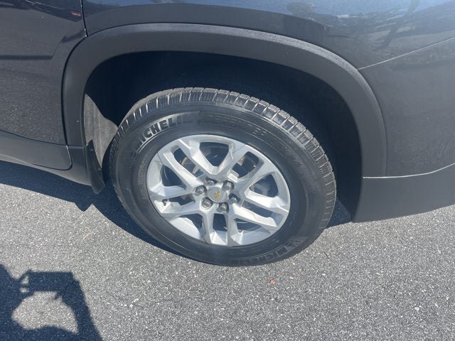 Used 2021 Chevrolet Traverse LT FWD image 9