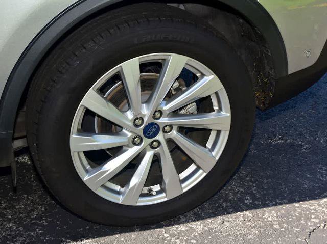 Certified 2022 Ford Escape Titanium w/ Titanium Elite Package FWD image 32