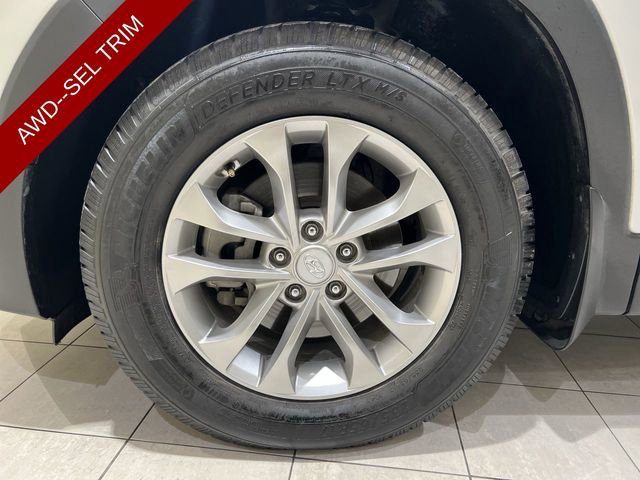 Used 2020 Hyundai Santa Fe SEL image 27