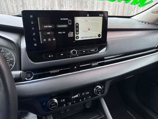 Used 2025 Mitsubishi Outlander SE FWD image 4