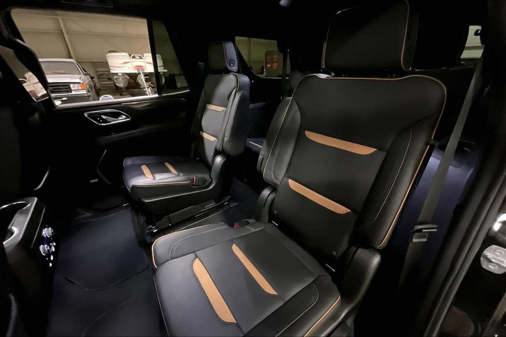 Used 2021 GMC Yukon AT4 w/ AT4 Premium Plus Package AWD/4WD image 25