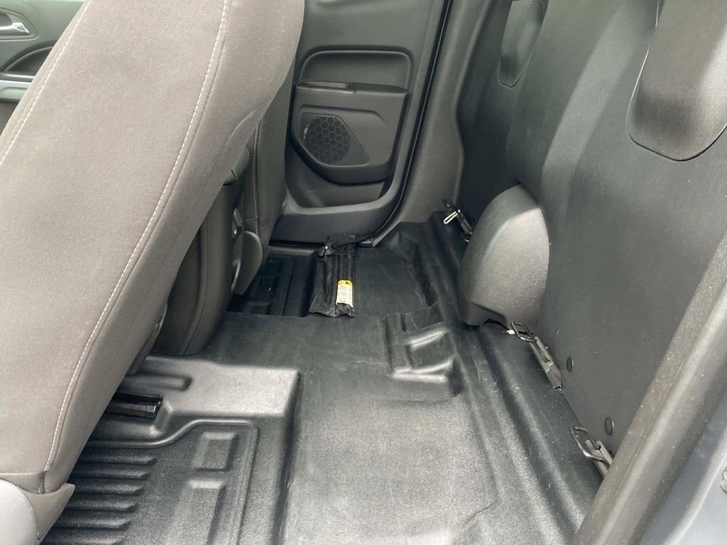 Used 2022 Chevrolet Colorado LT w/ Fleet Safety Package RWD image 14