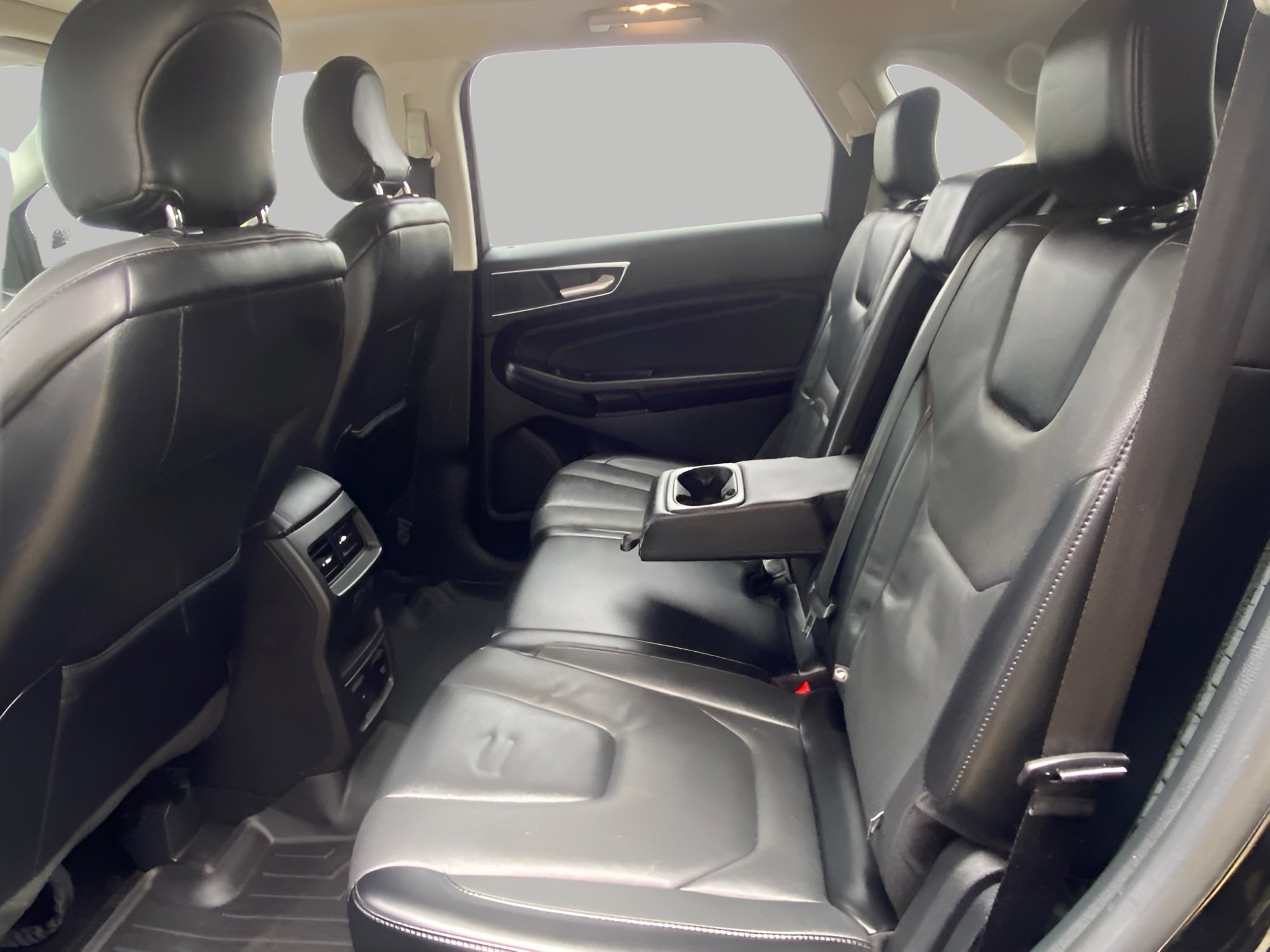 Certified 2018 Ford Edge Titanium w/ Equipment Group 301A AWD/4WD image 11