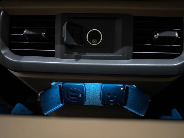 Certified 2021 Ford F150 Lariat w/ Equipment Group 502A High image 32