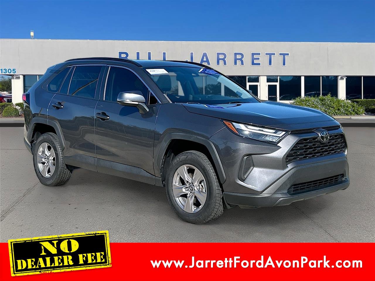Used 2023 Toyota RAV4 XLE w/ Convenience Package image 7