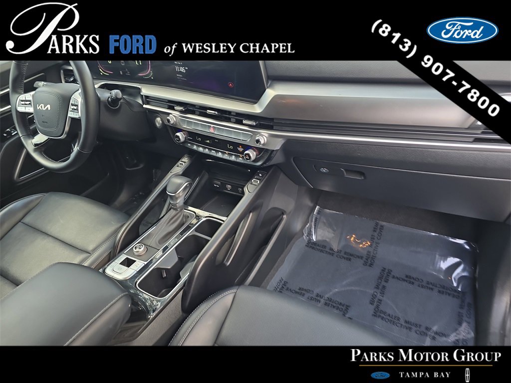 Used 2024 Kia Telluride S image 10