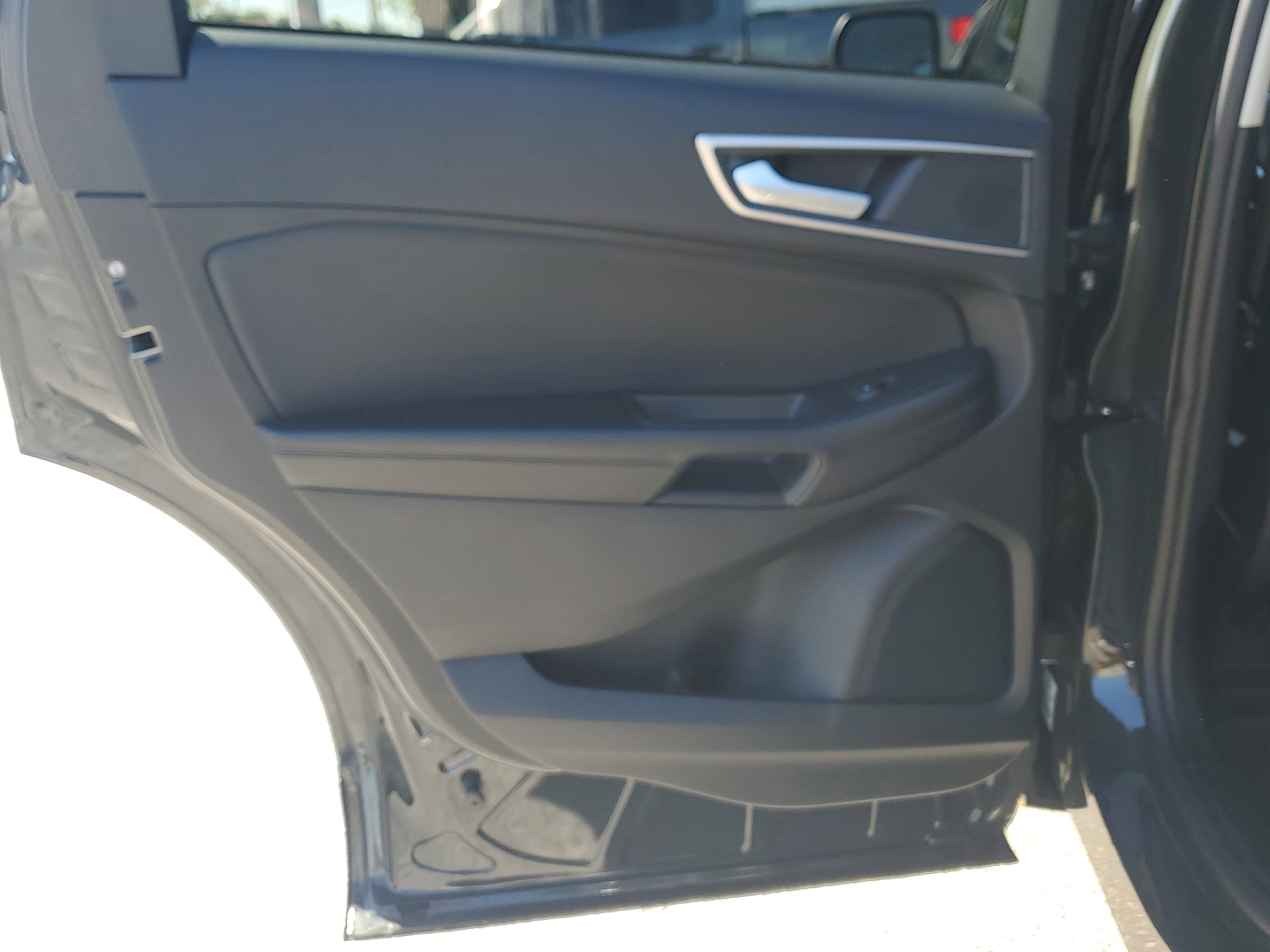 Certified 2023 Ford Edge SEL w/ Convenience Package image 12