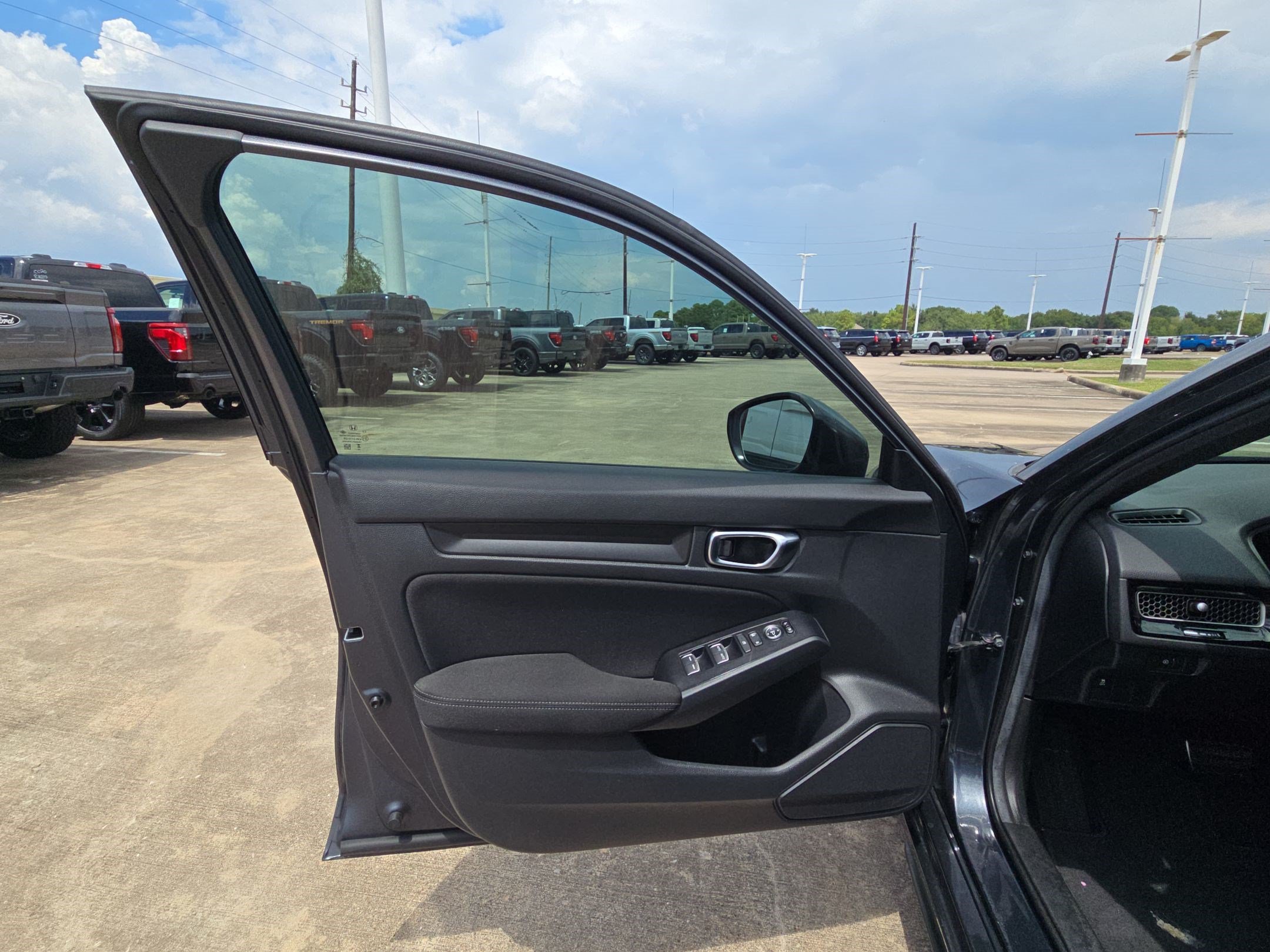 Used 2025 Honda Civic Sport image 12