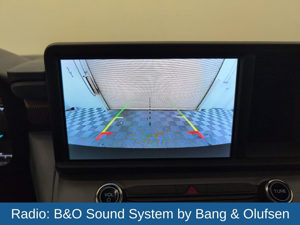 Certified 2024 Ford Maverick Lariat w/ 4K Tow Package image 31