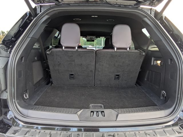 Certified 2026 Ford Explorer Platinum RWD image 13