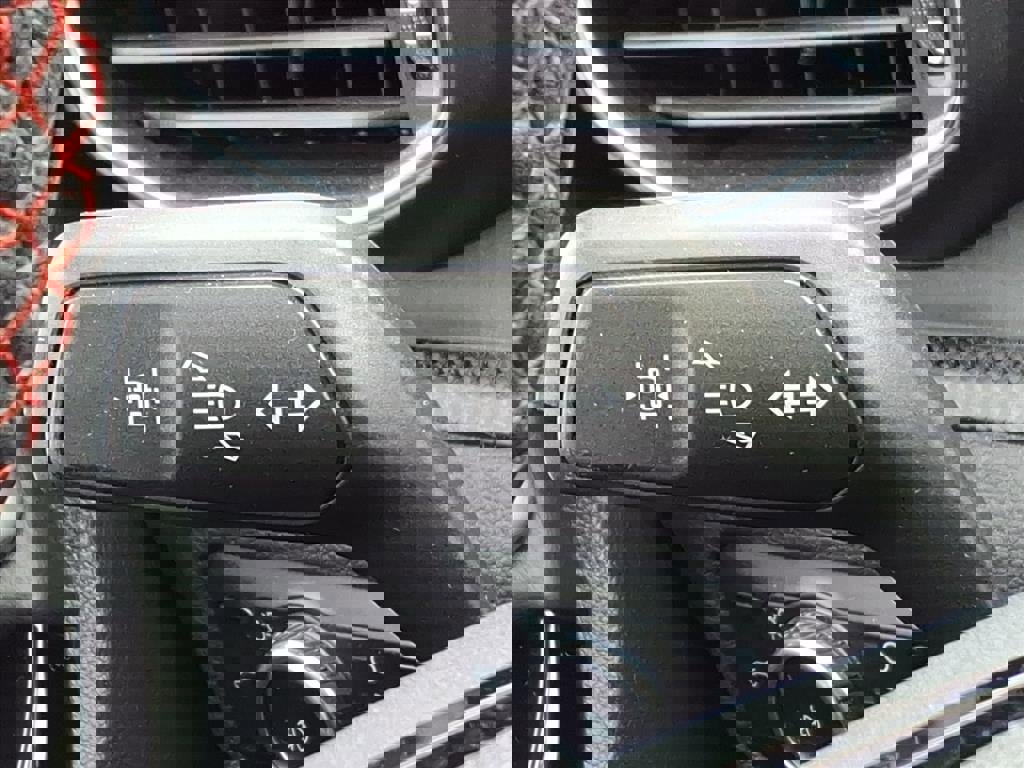 Certified 2023 Ford Explorer ST-Line w/ Class IV Trailer Tow Package image 27