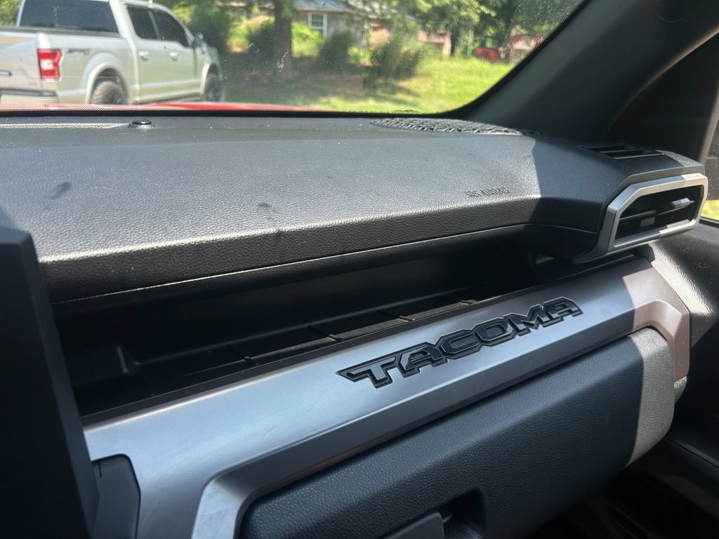 Used 2025 Toyota Tacoma SR5 RWD image 29