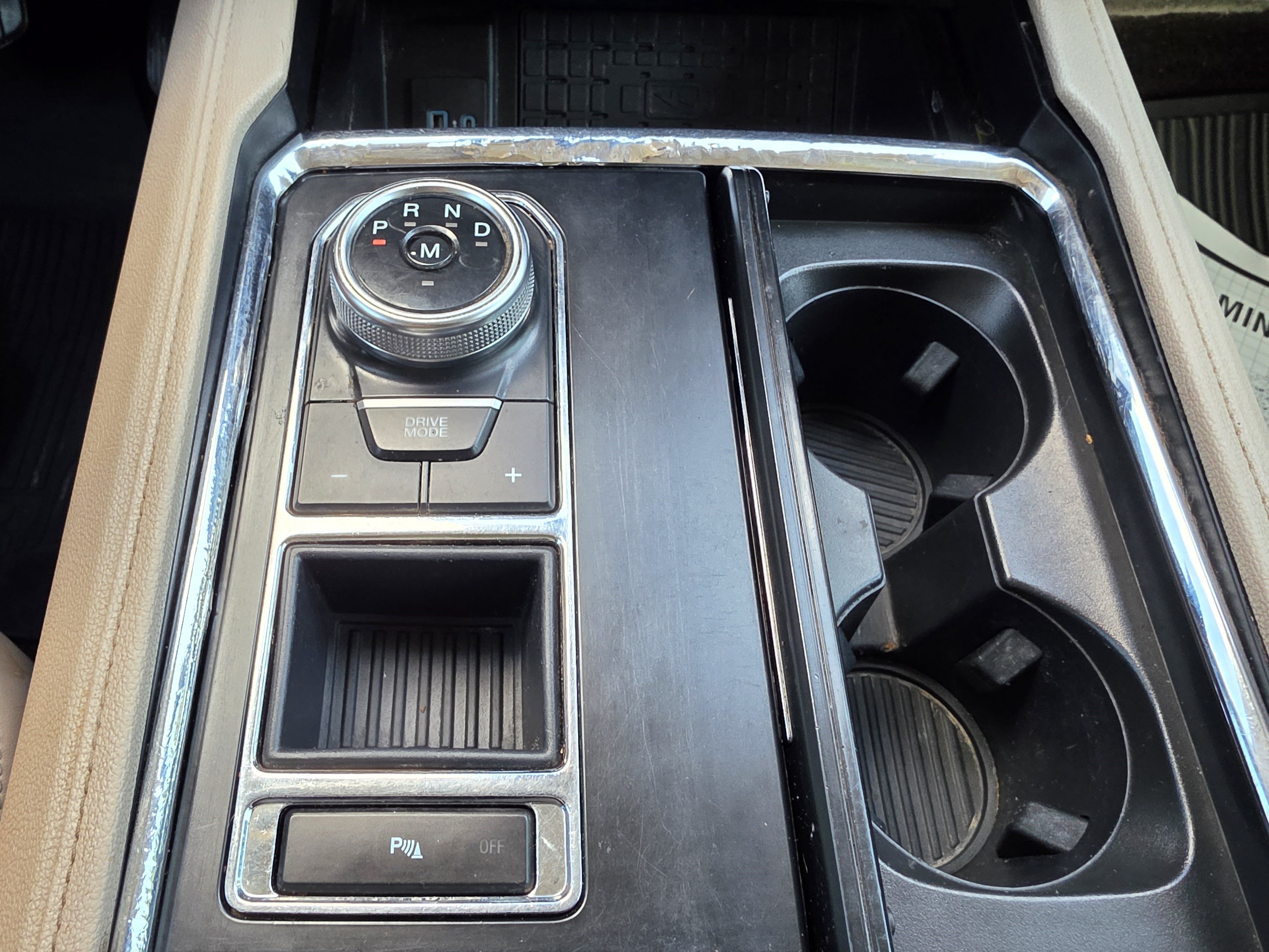 Certified 2022 Ford Expedition XLT RWD image 20