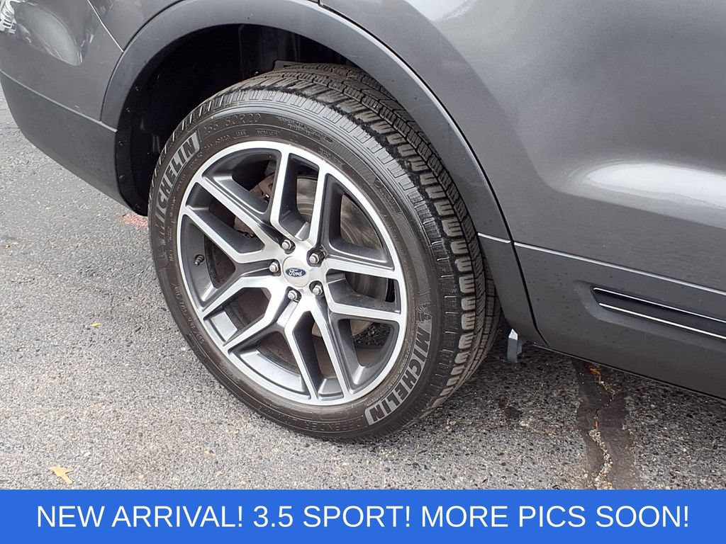 Certified 2017 Ford Explorer Sport w/ Equipment Group 401A AWD/4WD image 33