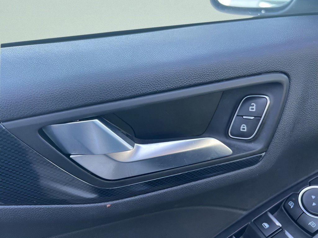 Certified 2023 Ford Escape ST-Line image 19