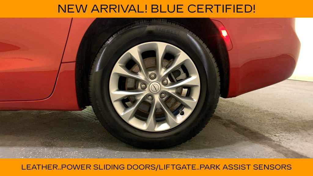 Used 2026 Chrysler Pacifica Select AWD/4WD image 21