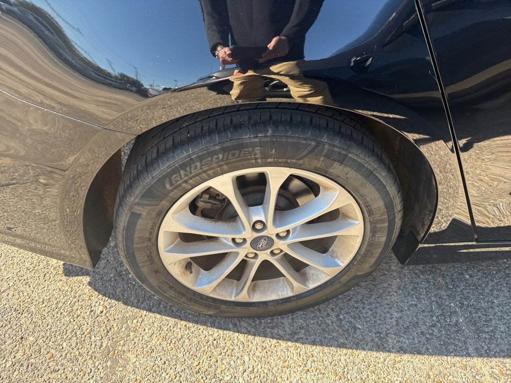 Certified 2020 Ford Fusion SE image 11