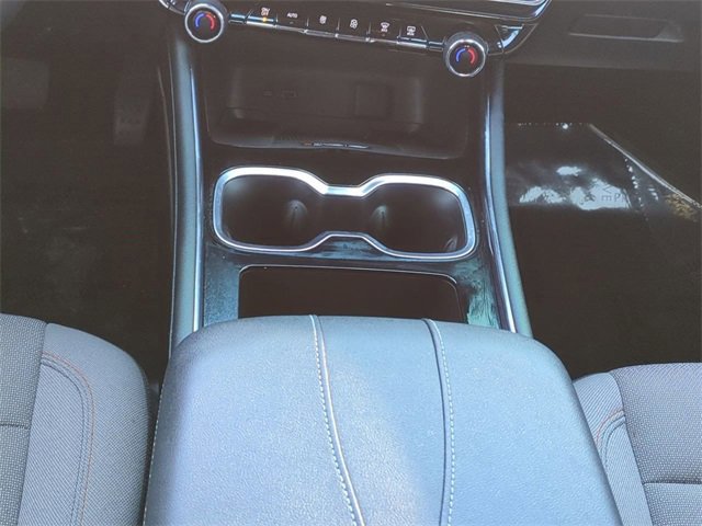 Used 2025 Chevrolet Traverse LT w/ Driver Confidence Package image 19