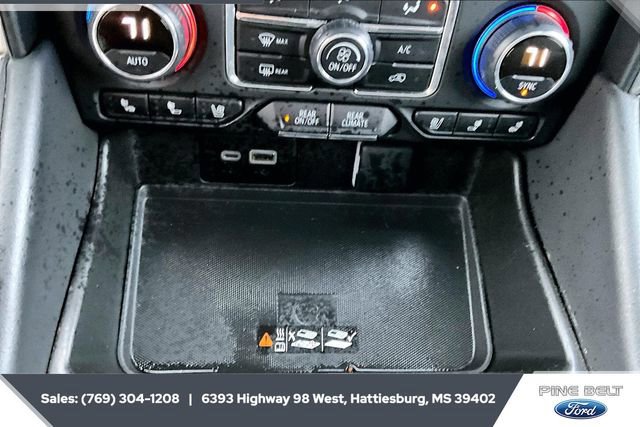 Used 2023 Chevrolet Suburban Premier image 23