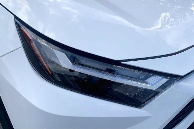 Used 2025 Toyota RAV4 LE AWD/4WD image 27