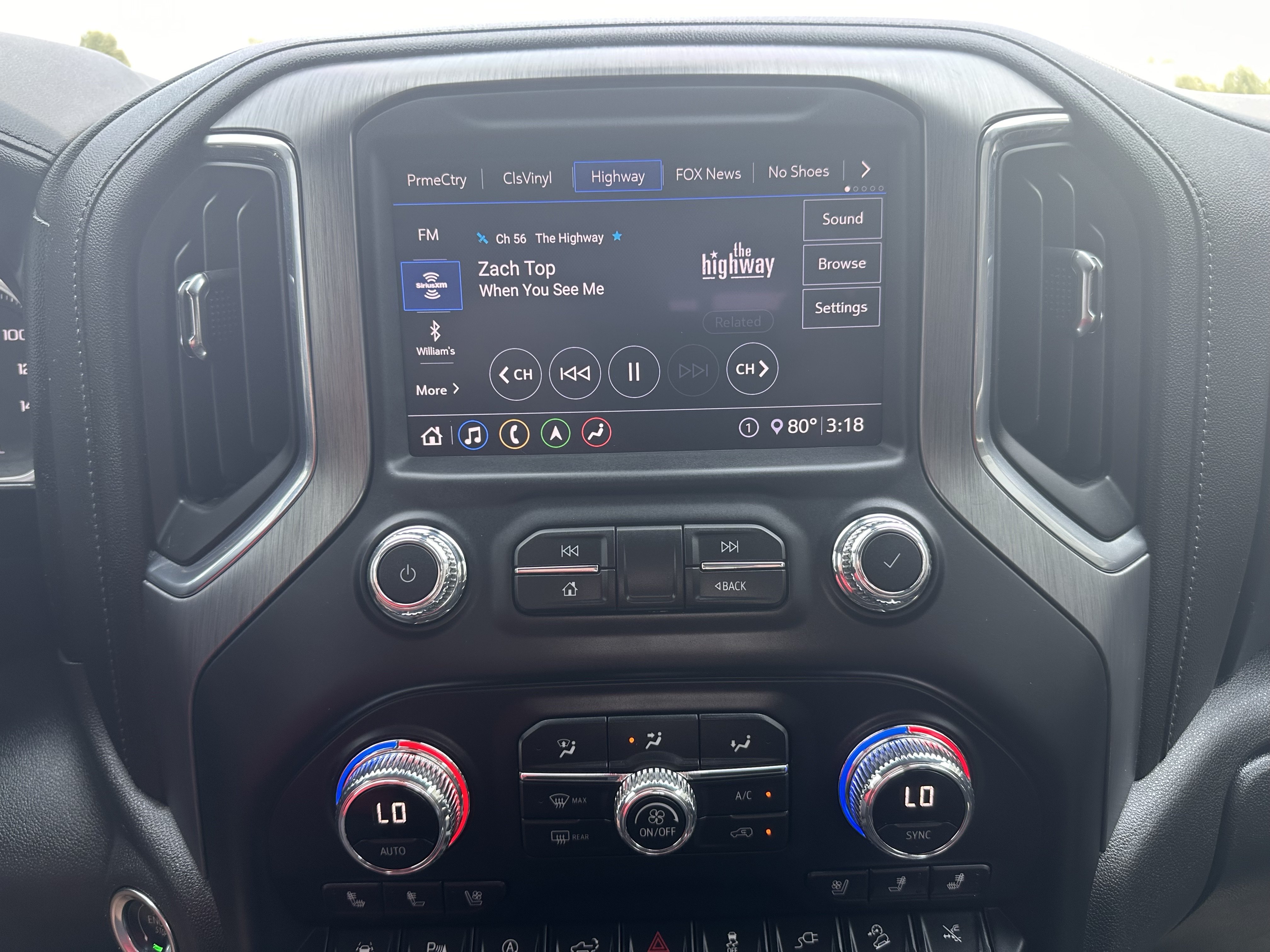 Used 2020 GMC Sierra 1500 Denali w/ Denali Ultimate Package AWD/4WD image 29