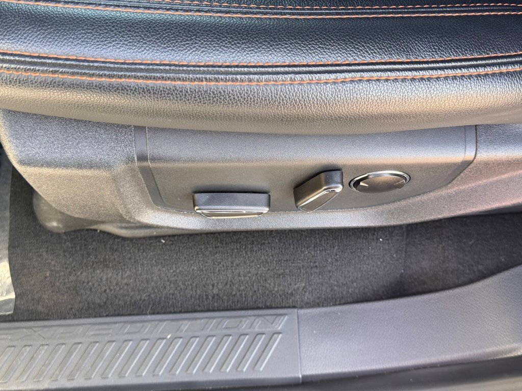 Certified 2024 Ford Expedition Timberline image 19