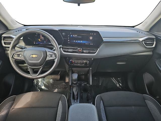 Used 2025 Chevrolet TrailBlazer LT FWD image 9