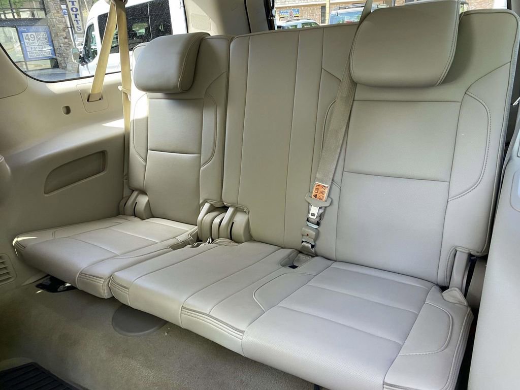 Used 2017 GMC Yukon XL Denali w/ Open Road Package AWD/4WD image 13