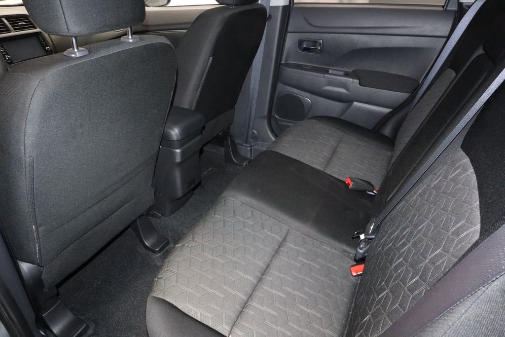 Used 2025 Mitsubishi Outlander Sport ES AWD/4WD image 20