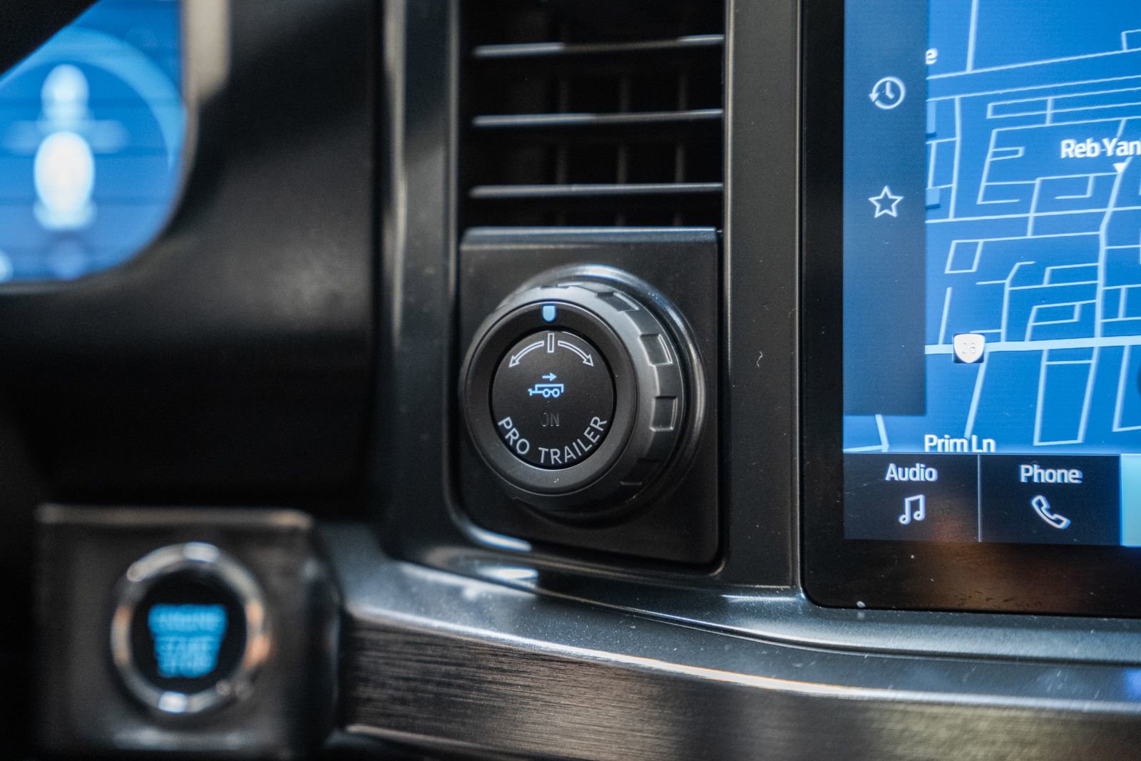 Certified 2024 Ford F250 Lariat w/ Lariat Ultimate Package image 35