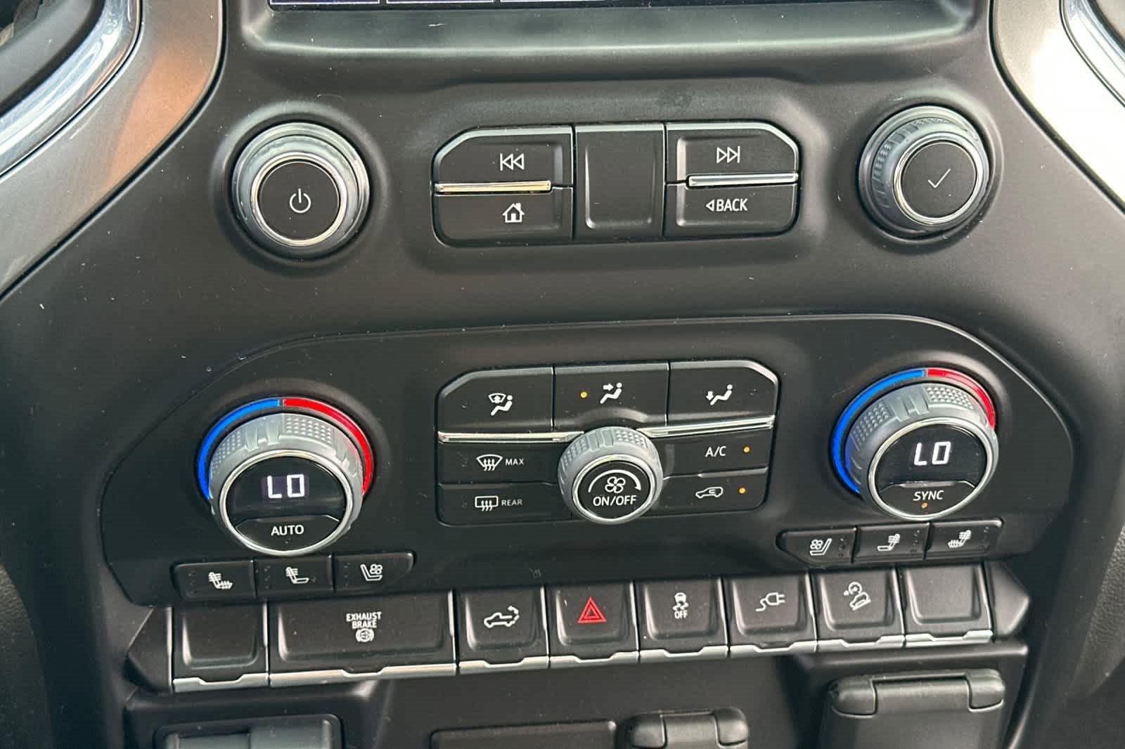 Used 2023 Chevrolet Silverado 2500 LTZ w/ LTZ Convenience Package image 20