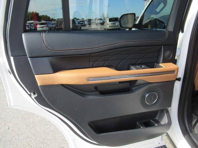 Certified 2022 Ford Expedition Platinum AWD/4WD image 16
