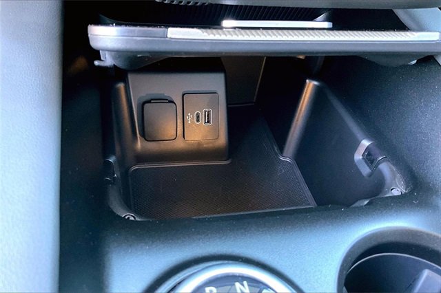 Certified 2025 Ford Explorer Active image 20