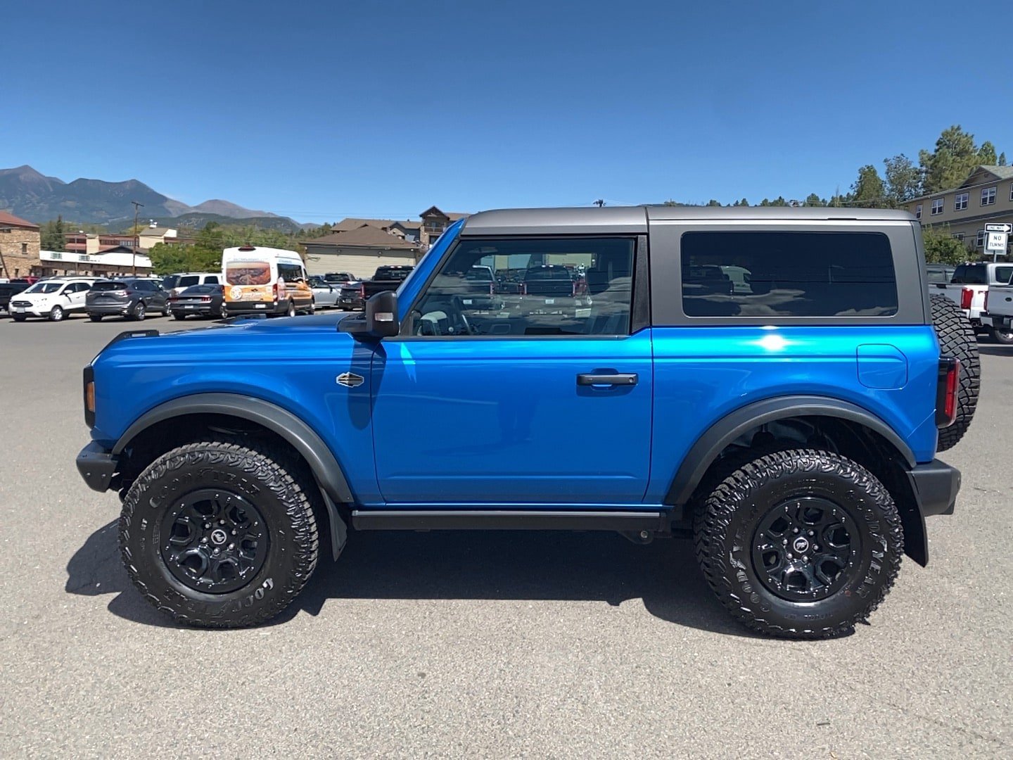 Certified 2023 Ford Bronco Wildtrak AWD/4WD image 8