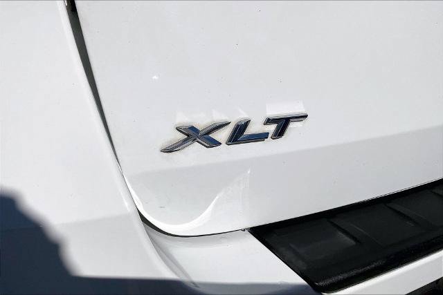 Certified 2022 Ford Explorer XLT w/ Equipment Group 202A RWD image 8