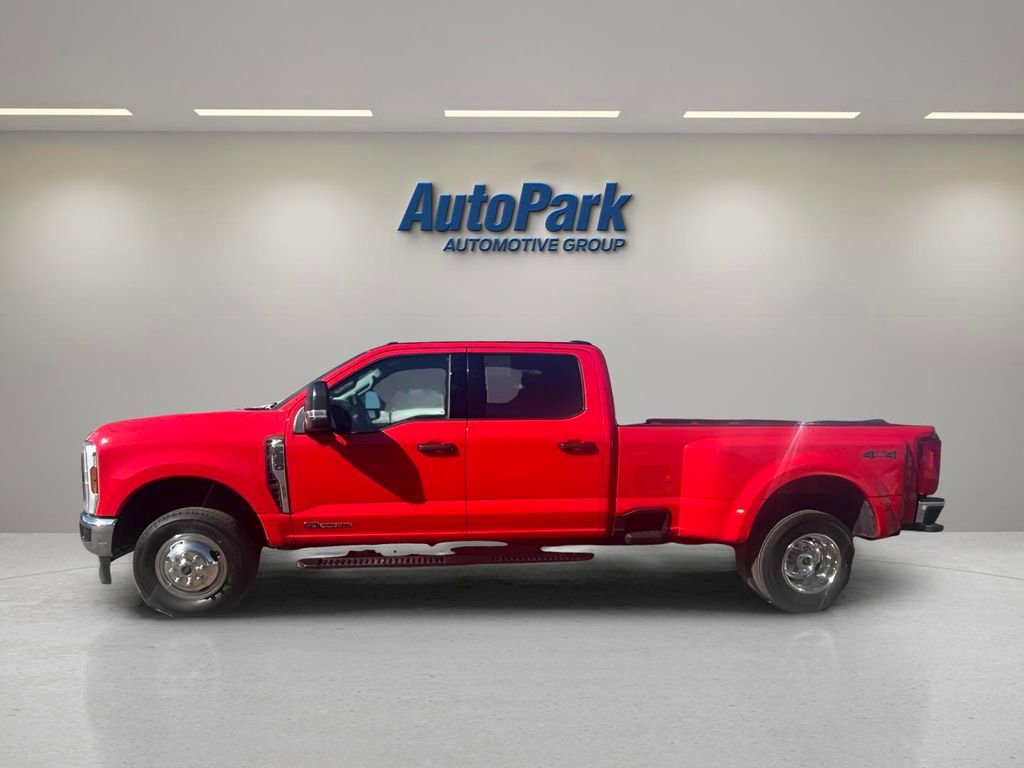 Certified 2025 Ford F350 XLT image 2