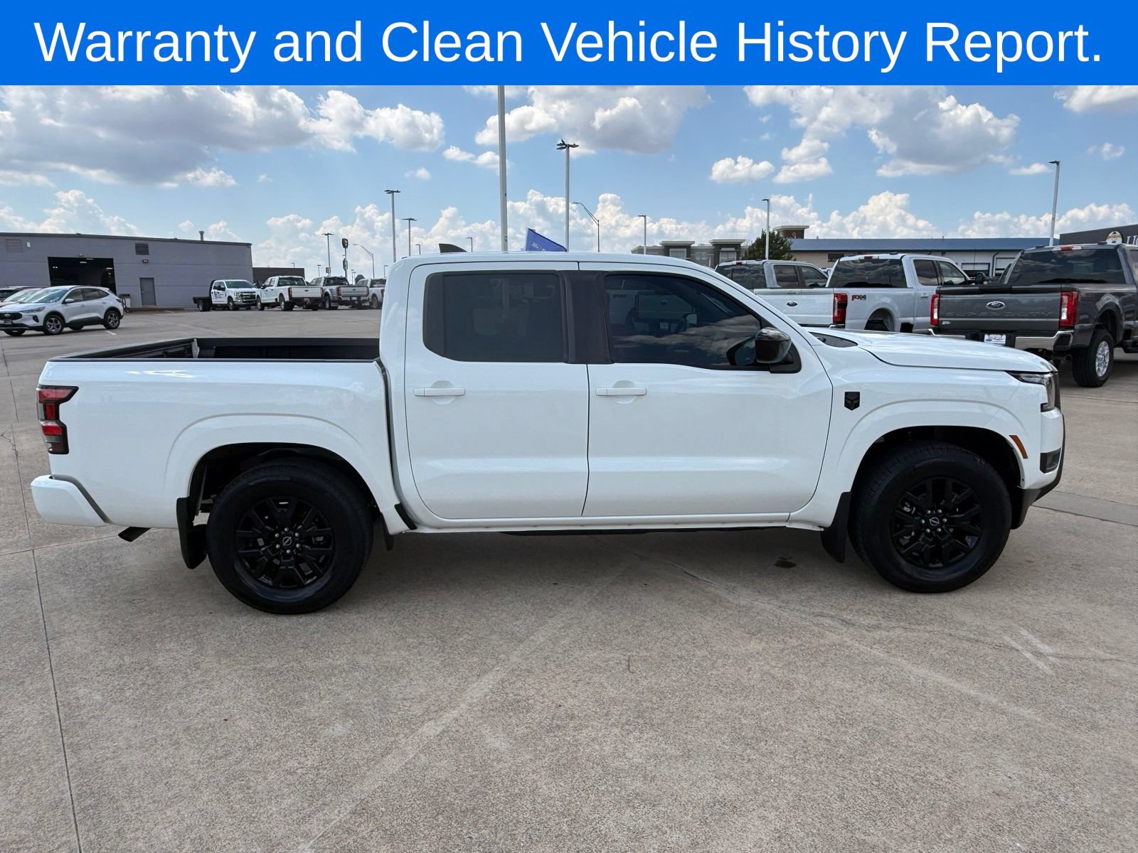 Used 2026 Nissan Frontier SV w/ Tow Package RWD image 4