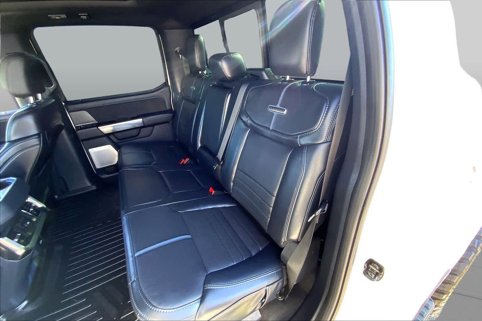 Certified 2025 Ford F250 Platinum w/ FX4 Off-Road Package AWD/4WD image 19