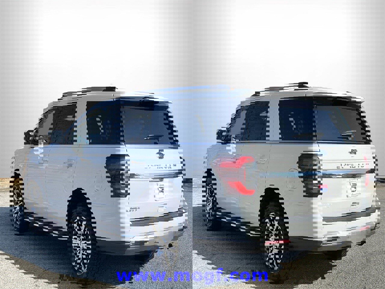 Certified 2023 Ford Expedition Limited image 2