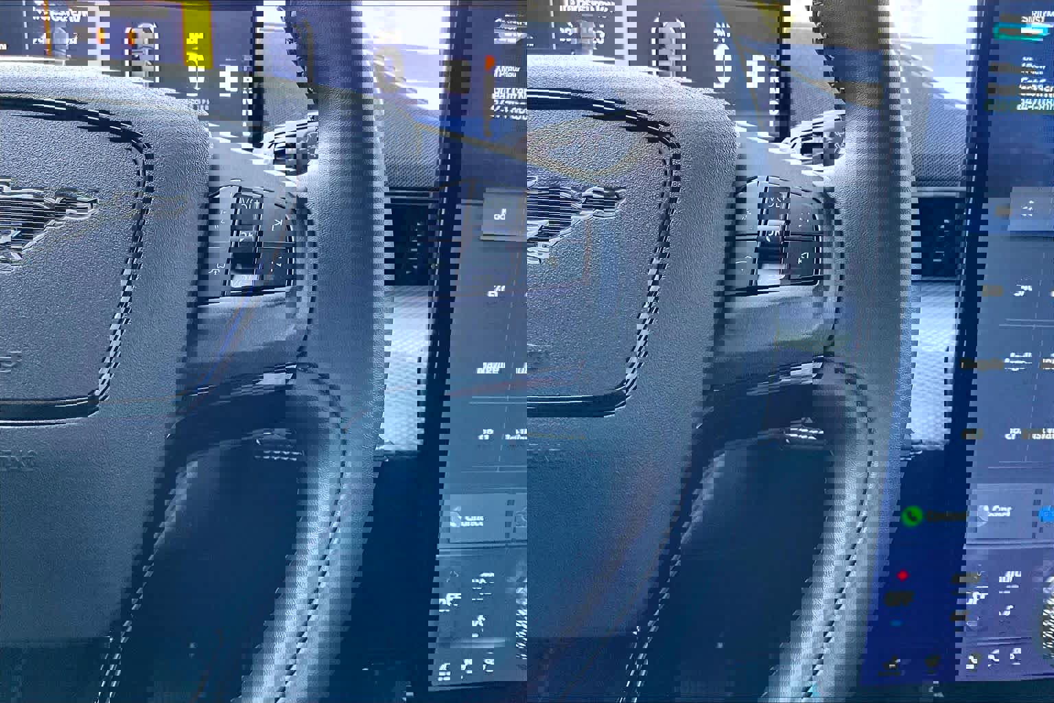 Certified 2022 Ford Mustang Mach-E Select w/ Comfort/Technology Package image 24