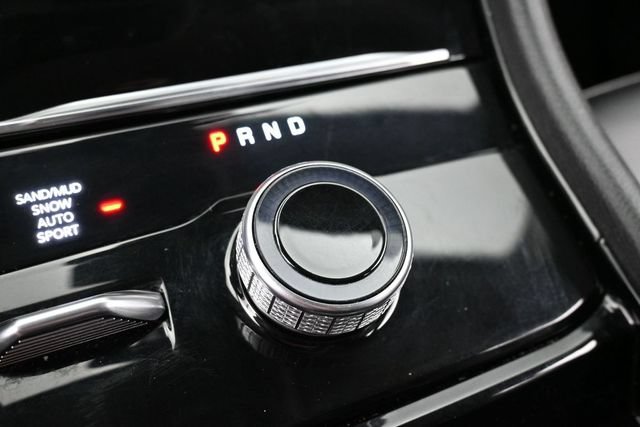 Used 2023 Jeep Grand Cherokee L Limited AWD/4WD image 26