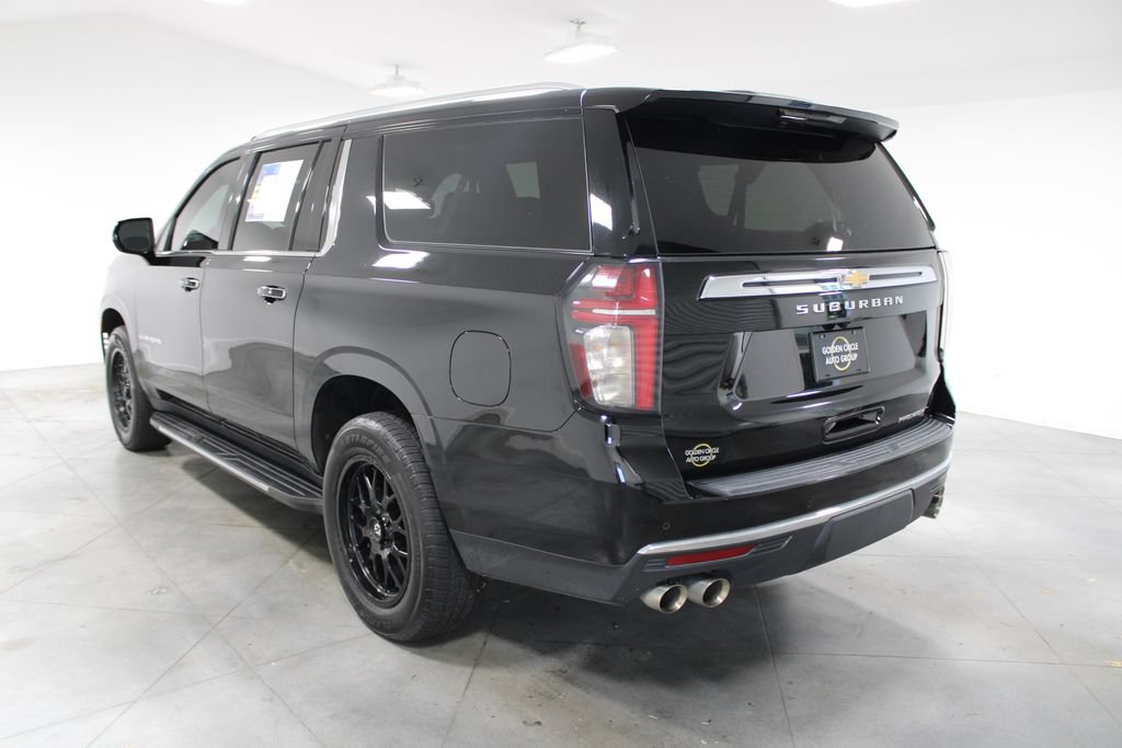 Used 2022 Chevrolet Suburban Premier RWD image 8