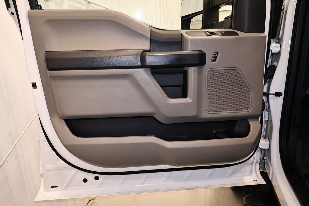 Certified 2022 Ford F550 XL image 17