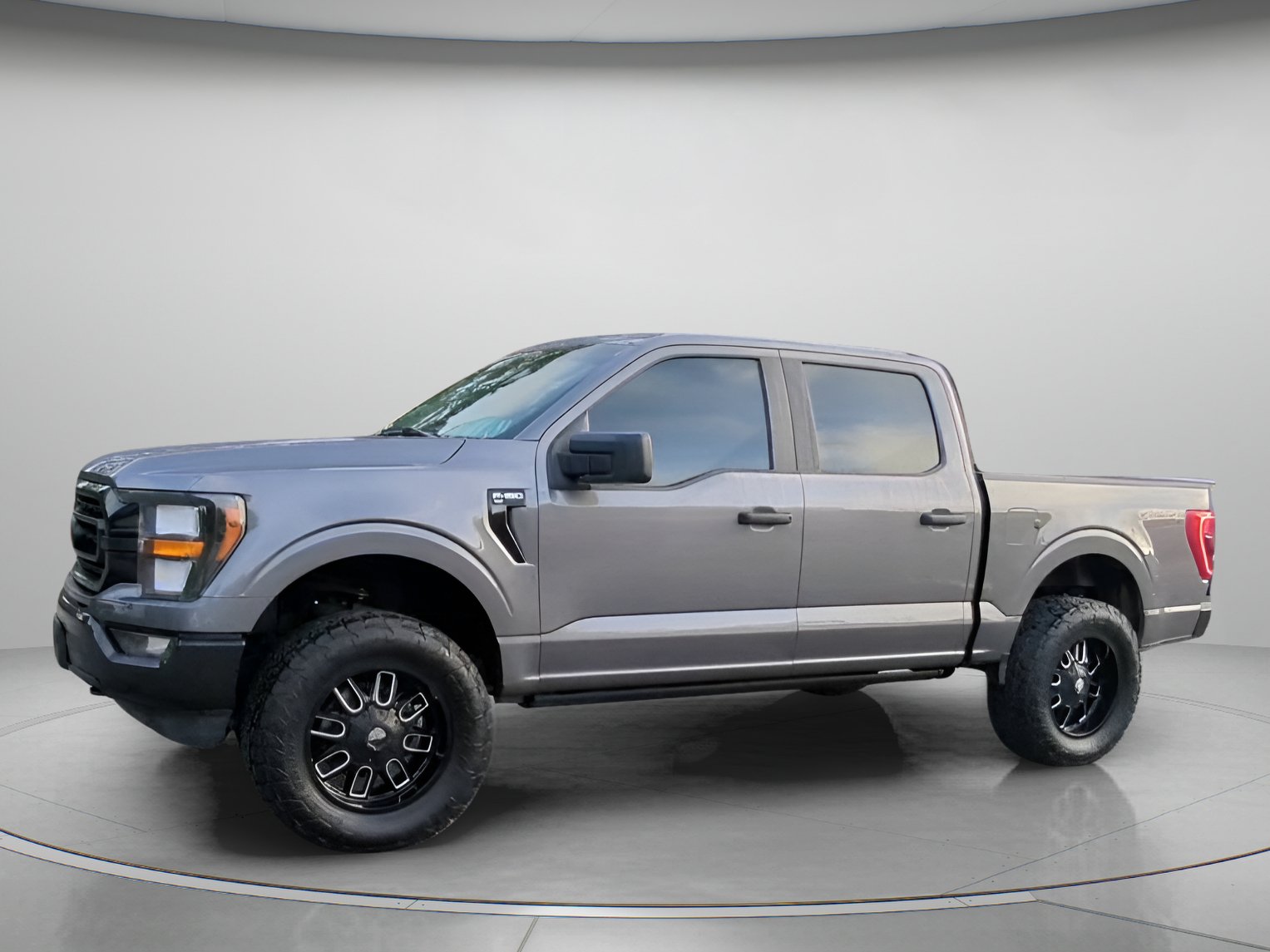 Certified 2023 Ford F150 XLT w/ Bed Utility Package AWD/4WD image 14