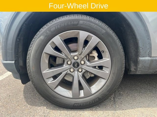 Certified 2023 Ford Explorer XLT w/ Equipment Group 202A AWD/4WD image 3