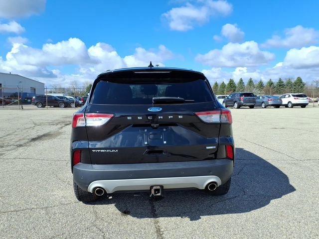 Certified 2020 Ford Escape Titanium image 3