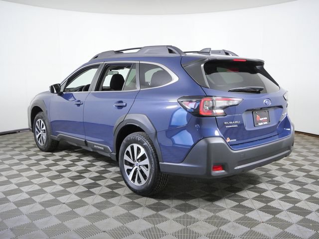 Used 2024 Subaru Outback Premium AWD/4WD image 7